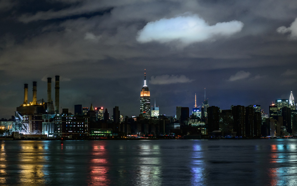 The New York skyline reflecting on the Hudson river
